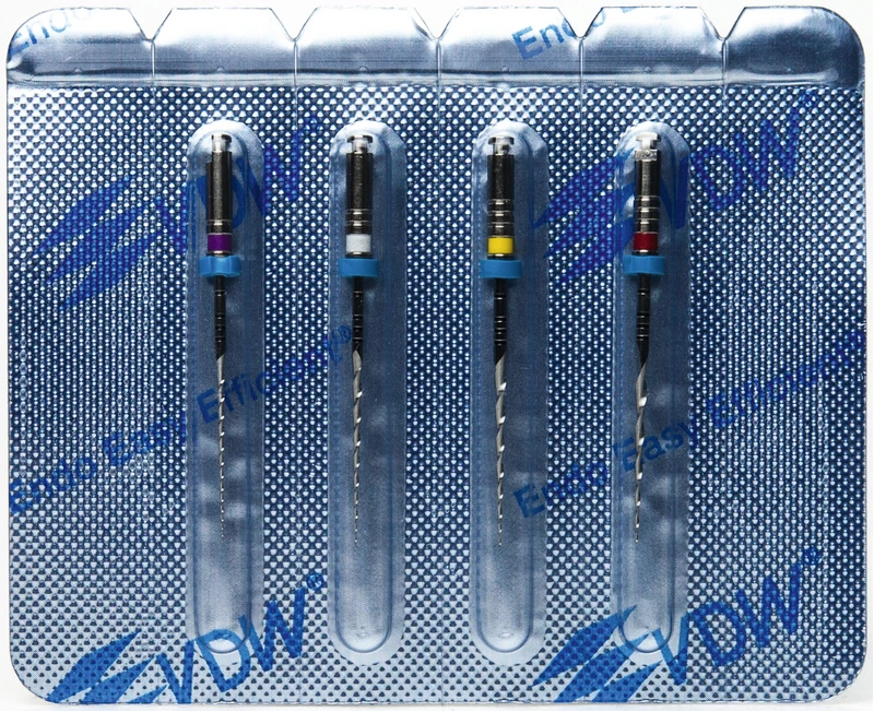 Mtwo®   Sortiment  4 Instrumente 25 mm, Taper.04-06, ISO 010-025