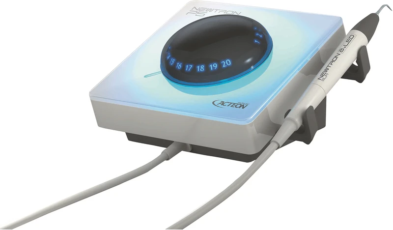 NEWTRON P5 B.LED  Stück  230 V