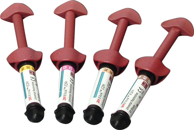 Filtek Z250  Intro Kit  4 x 4 g Spritze (A2, A3,5, A4, B3), Zubehör