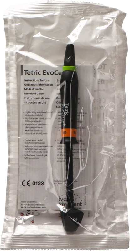 Tetric® EvoCeram  Spritze  3 g B3