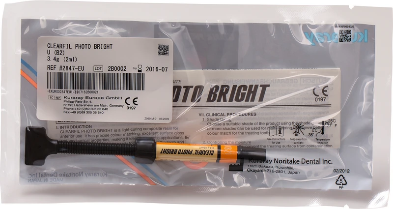 CLEARFIL PHOTO BRIGHT  Spritze  3,4 g B2