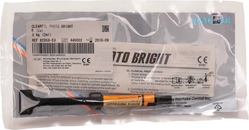 CLEARFIL PHOTO BRIGHT  Spritze  3,4 g B