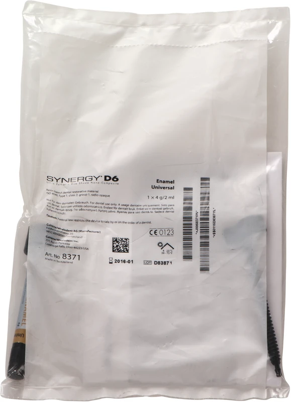 SYNERGY® D6  Spritze  4 g enamel universal